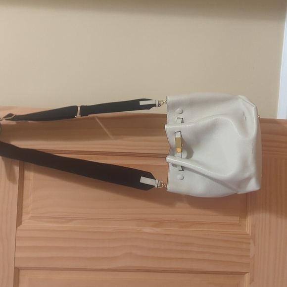 DeMellier Bucket Bag - Picture 4 of 5